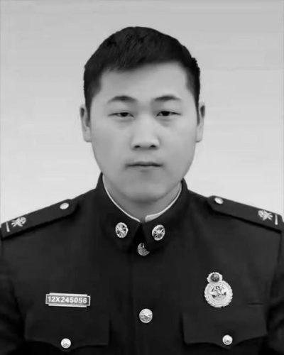 天狼突击队三位牺牲英雄(天狼突击队牺牲了多少人)插图9