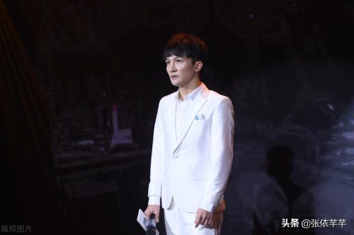 周深是男的还是女的(周深男的还是女的)插图8
