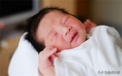 断掌纹的男人婚姻怎么样(双手断掌的男人感情和婚姻)插图13