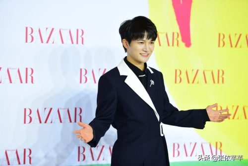 周深是男的还是女的(周深男的还是女的)插图2