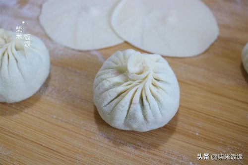 包子要蒸多长时间才能出锅(包子要蒸多少时间才熟)插图7