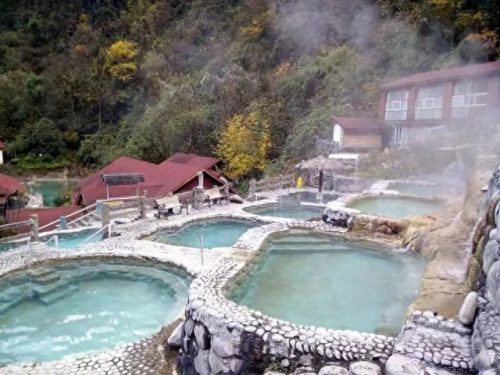 中国十大温泉最新排行榜在哪里(中国四大著名温泉排名)插图19