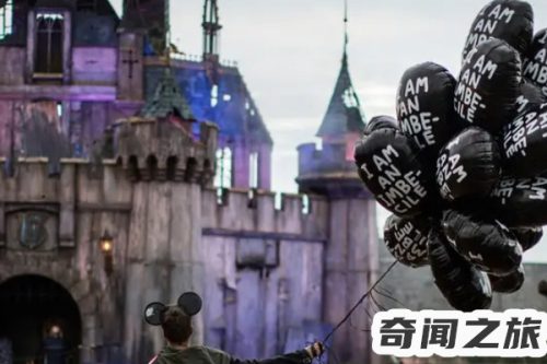 十二岁小男孩被车撞飞(赛道上14岁男孩摔车)插图2