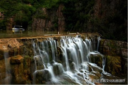 河南十大自驾游瀑布排行榜(河南自驾两日游旅游最佳景点)插图9