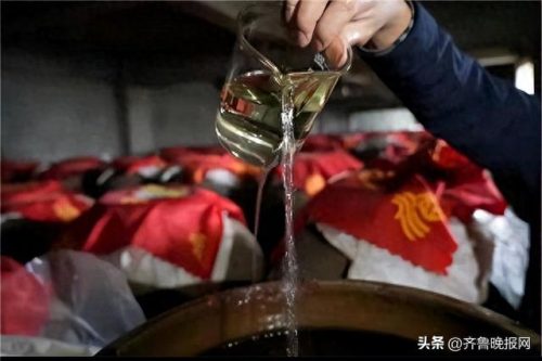 中国十大名酒酱香酒排行榜(十大平民酱香酒推荐)插图1