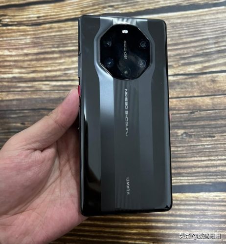 mate20保时捷二手多少钱(华为mate10保时捷现在卖多少价格)插图4