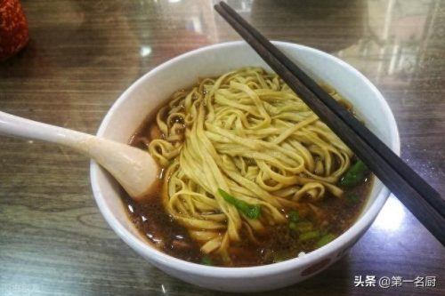 兰州牛肉面十大美食排行榜(兰州十大牛肉面排行榜)插图26