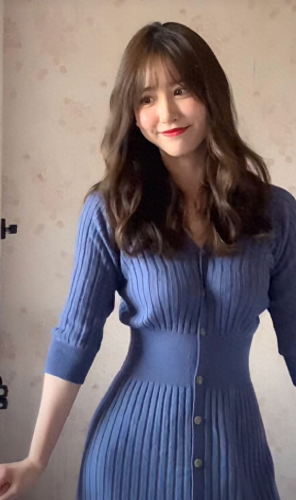 抖音十大美女女神排行榜(网红美女排前10名)插图6