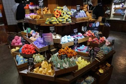 东南亚十大男装品牌排行榜(户外男装十大品牌排名)插图3