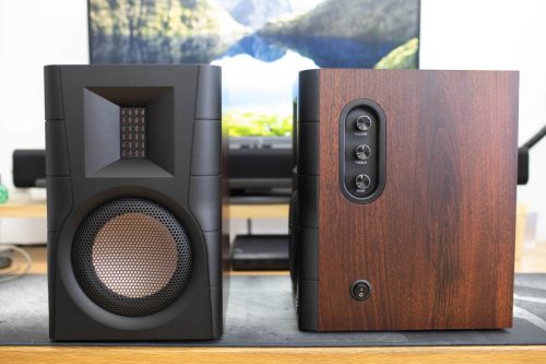 音质好的桌面2.0音箱(两千元蓝牙桌面音箱推荐评测)插图
