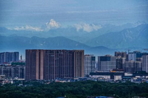 全国十大雪山排行榜图(中国最有名的雪山有哪些)插图40