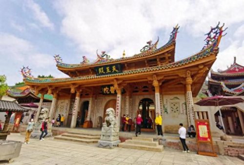 福建省十大寺院排行榜图(福建专为死人出殡的寺院)插图3