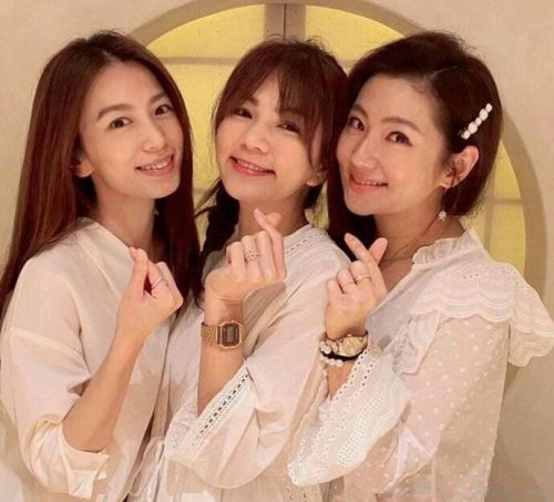 she组合三人的真名(she组合任家萱以前照片)插图