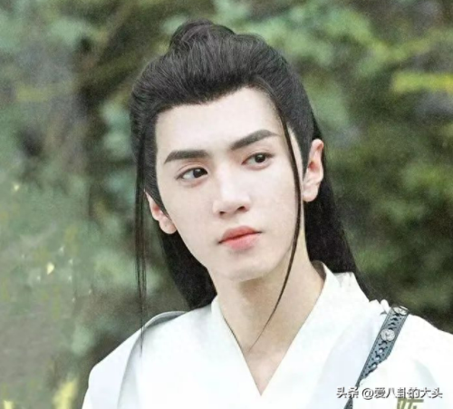 十大古装男神排行榜肖战(肖战最好看的古装造型)插图2