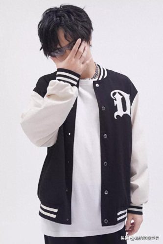 棒球服十大潮牌排行榜(棒球服牌子潮牌大全)插图5