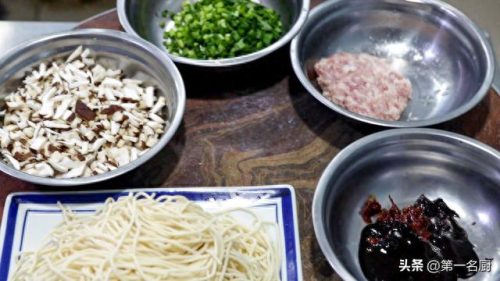 兰州牛肉面十大美食排行榜(兰州十大牛肉面排行榜)插图19