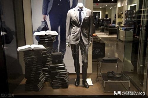 品牌网十大品牌排行榜男装(国产十大品牌皮夹克品牌排行榜)插图2
