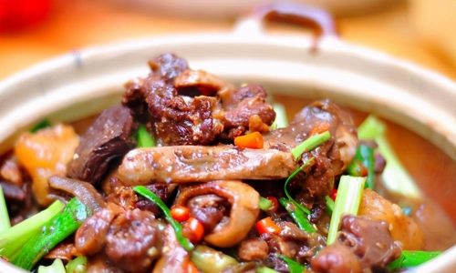 炖鹅肉最忌四种调料(炖鹅最忌放三样)插图
