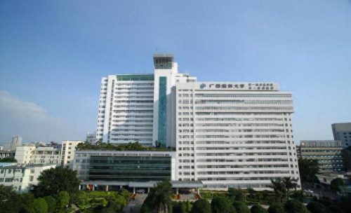 南宁十大皮肤科医院排行榜(南宁赵元皮肤科诊所怎么样)插图1