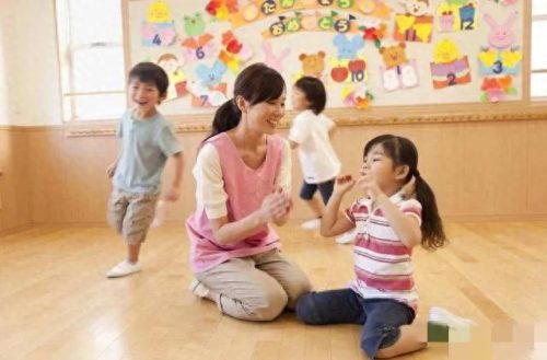十大幼儿园学费排行榜图片(中国最顶级幼儿园学费)插图