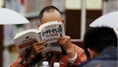 十大拾荒老人排行榜(哪种拾荒老人最好)插图2
