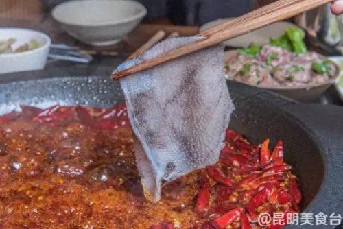 昆明美食餐馆排名前十(民国时期昆明餐馆图片)插图77