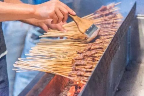 昆明美食餐馆排名前十(民国时期昆明餐馆图片)插图102