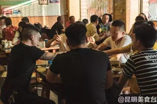 昆明美食餐馆排名前十(民国时期昆明餐馆图片)插图79