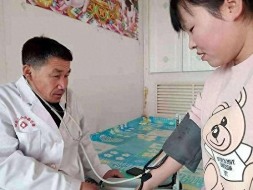 枝江肝病医生排名前十(枝江龚卫东图片)插图36