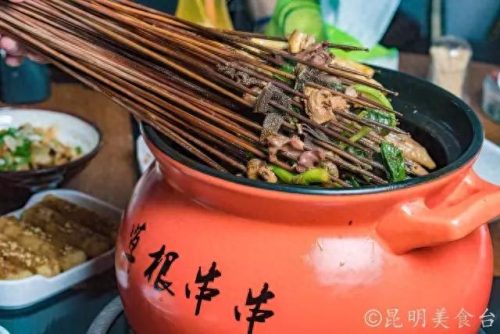 昆明美食餐馆排名前十(民国时期昆明餐馆图片)插图62