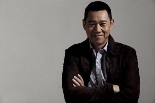 中国男名模排名前十(中国名模t台走秀)插图3