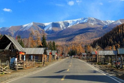 新疆阿勒泰十大旅游景点排行榜(阿勒泰必去十大景点)插图1