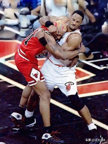 暴力进攻球星排名前十(nba最暴力的十大球星)插图3