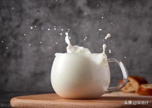 十大营养奶品牌排行榜大全(奶粉纯奶哪个营养好)插图8