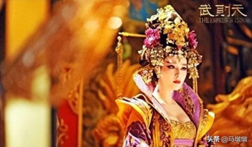 汉字十大美女排行榜图片(震撼人心的十大美女)插图5