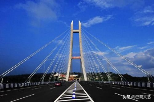 亚洲十大火车桥排行榜图片(火车压桥最新消息)插图1