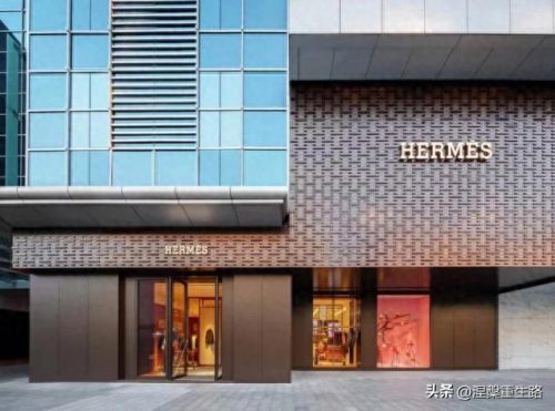 奢侈品男装排行榜十大品牌(奢侈品牌排行榜前十名男装)插图3