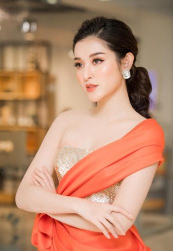 近年十大美女排行榜视频(美女图片网站十大排行榜)插图17