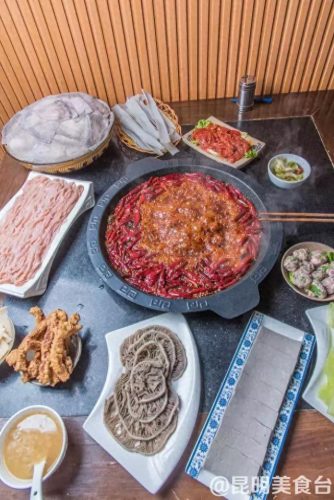 昆明美食餐馆排名前十(民国时期昆明餐馆图片)插图72
