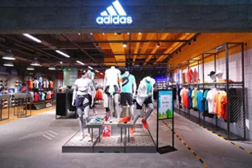 全球十大运动鞋品牌排行榜(全球十大羽绒服品牌)插图12