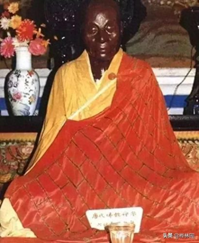 中国十大肉身菩萨排行榜最新(中国都有哪些肉身菩萨)插图