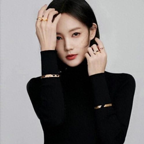 中国十大美女气场排行榜(中国美女模特无水印图片)插图9