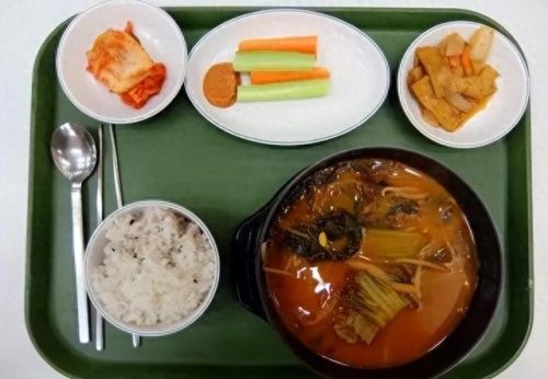 韩国前十大学美食排行榜(韩国美食大学食堂)插图4
