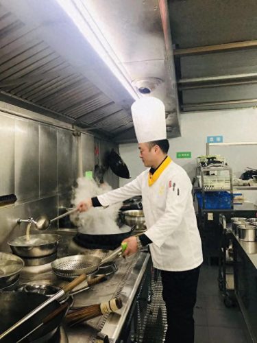 安康酒店人员排名前十(安康十大有钱人排名)插图3
