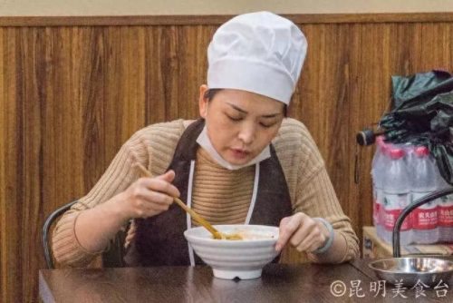 昆明美食餐馆排名前十(民国时期昆明餐馆图片)插图2