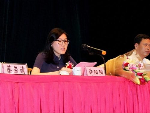 香港十大富豪千金排行榜(香港保利集团的千金)插图17