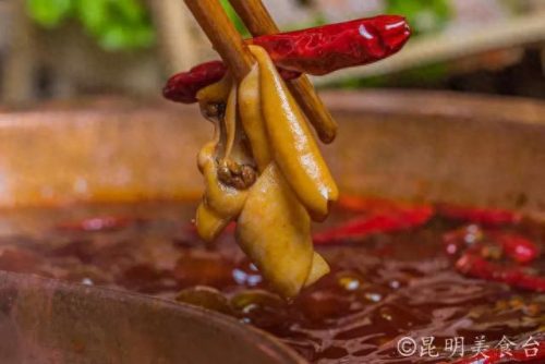 昆明美食餐馆排名前十(民国时期昆明餐馆图片)插图18