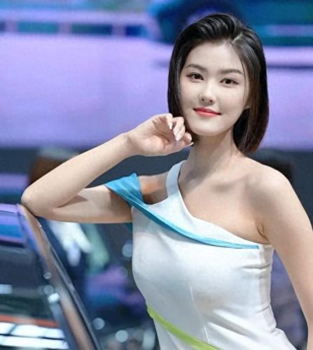 世界十大车模美女排行榜(抖音最火十大车模)插图5