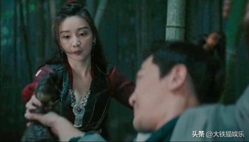 内地纹身演员排名前十(韩国微胖有纹身的女演员)插图32