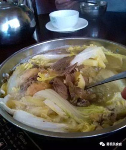 昆明美食餐馆排名前十(民国时期昆明餐馆图片)插图23